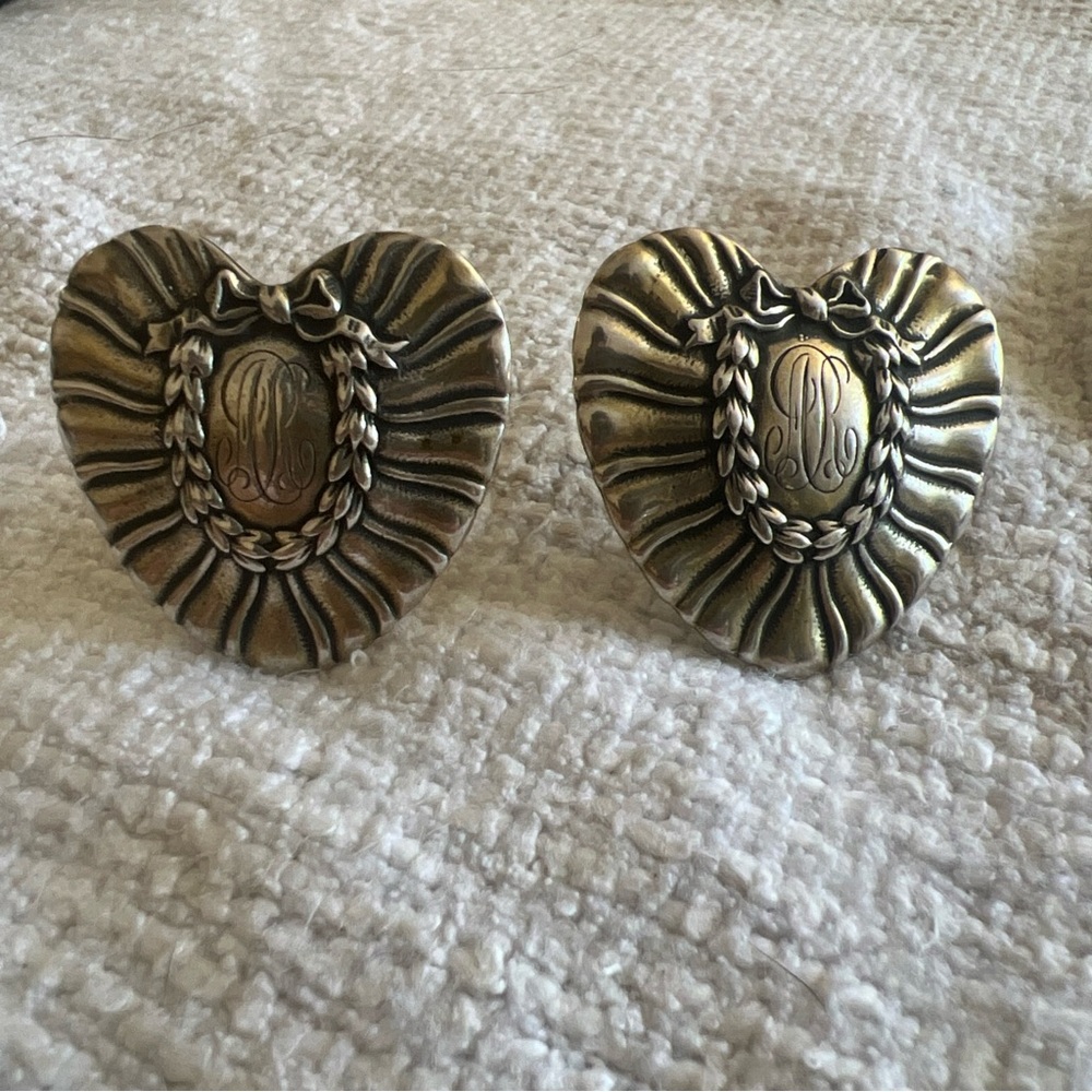 Joree Vintage Heart-Shaped Silver Clip On Earrings